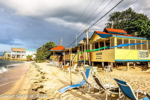 Canoe Beach Bar and Grill - Negril Jamaica