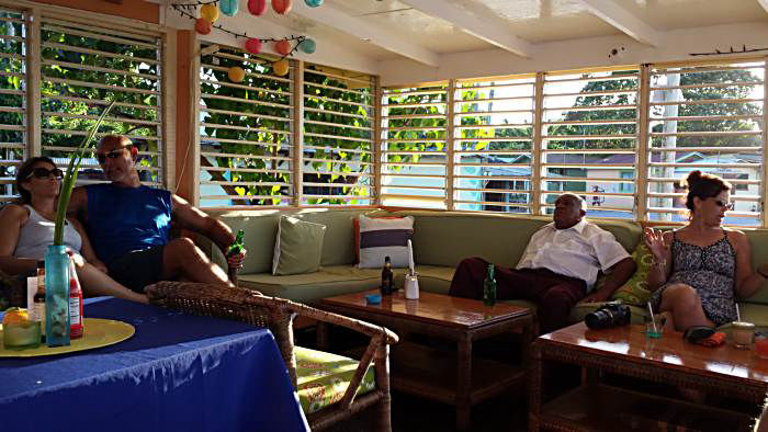 Canoe Lounge - Negril Jamaica 