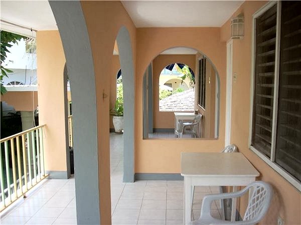 Eddie's Tigress 2 on Negril Jamaica's West End - Verandas